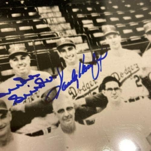 1957 Brooklyn Dodgers Takımı, Sandy Koufax JSA COA ile 11x14 Fotoğraf İmzaladı - MLB İmzalı Fotoğraflar